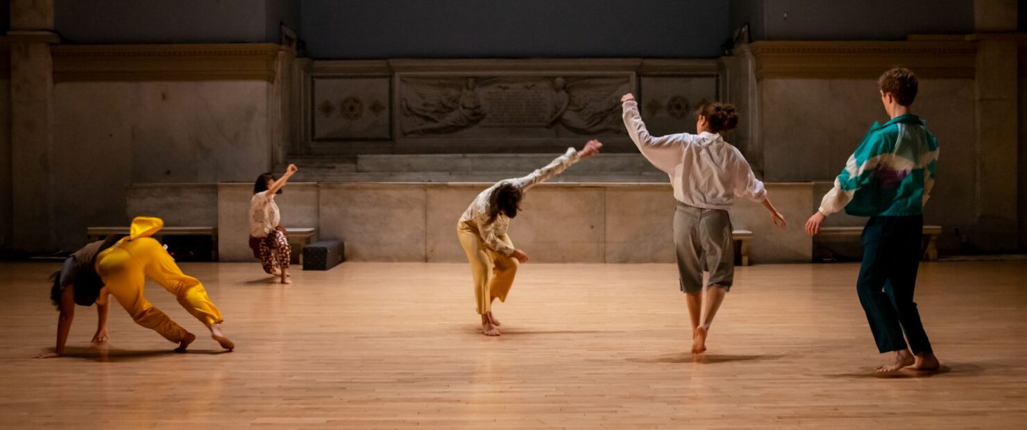 MR@Judson MR AIR Maho Ogawa and dancers in various shapes. Photo by Rachel Keane.